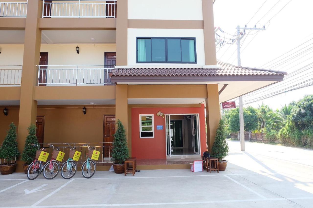 Benya Hotel Nan Luaran gambar